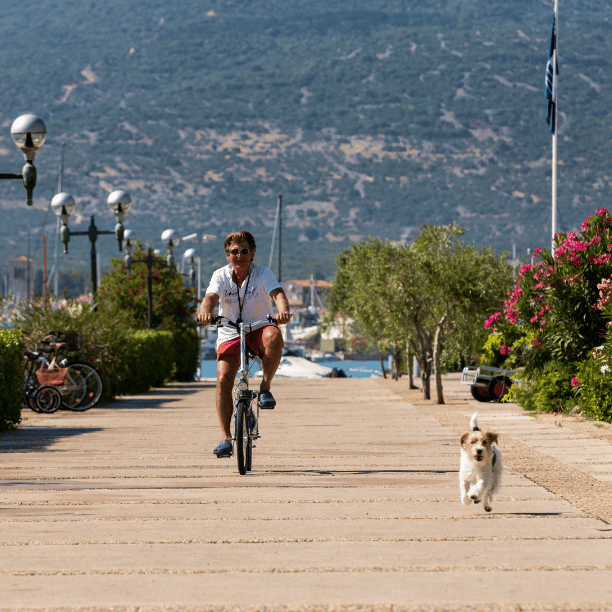 ACI marina Cres Bicycle Activity