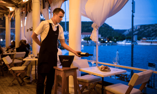 ACI marina Skradin Waiter Service
