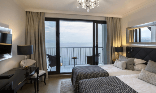 Hotel Royal Amadria Park Bedroom Balcony