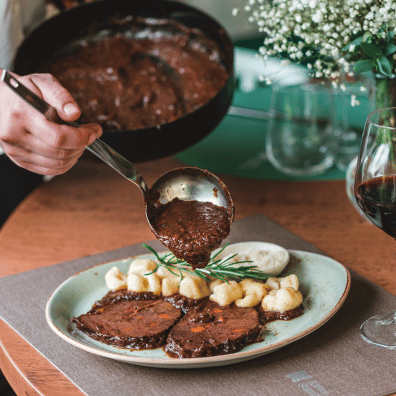 Kaštil Slanica Local cuisine