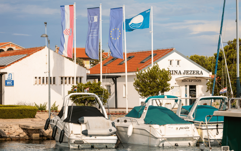 ACI marina Jezera reception
