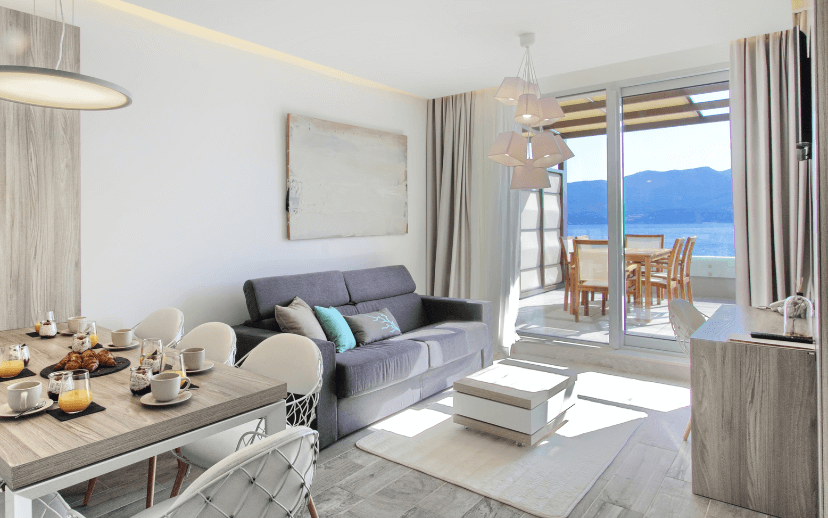 Kalamota Beach House Suite