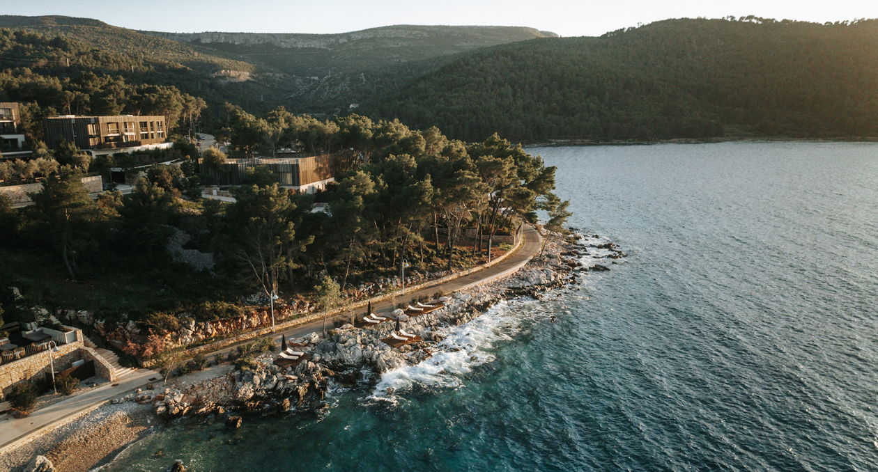 Maslina Resort Location