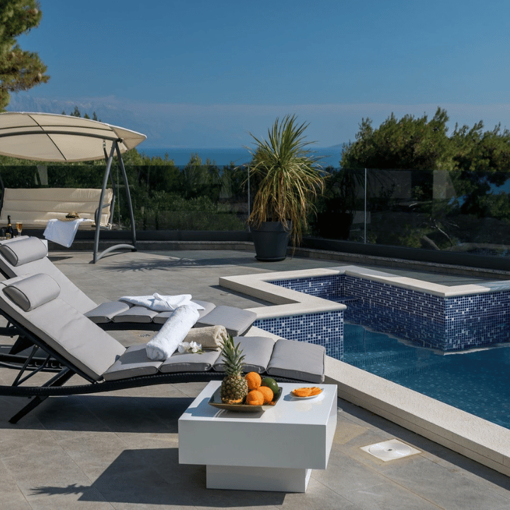 Luxury Villa Happiness Pool