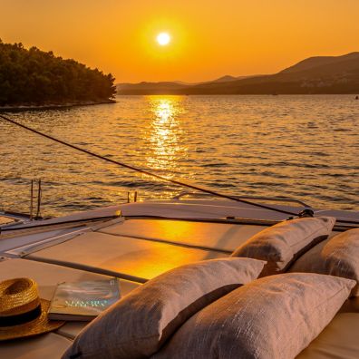 Cata Sailing Sunsets