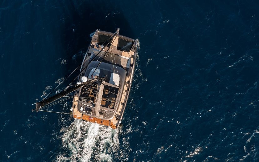 Ocean sailing house luxury charter company